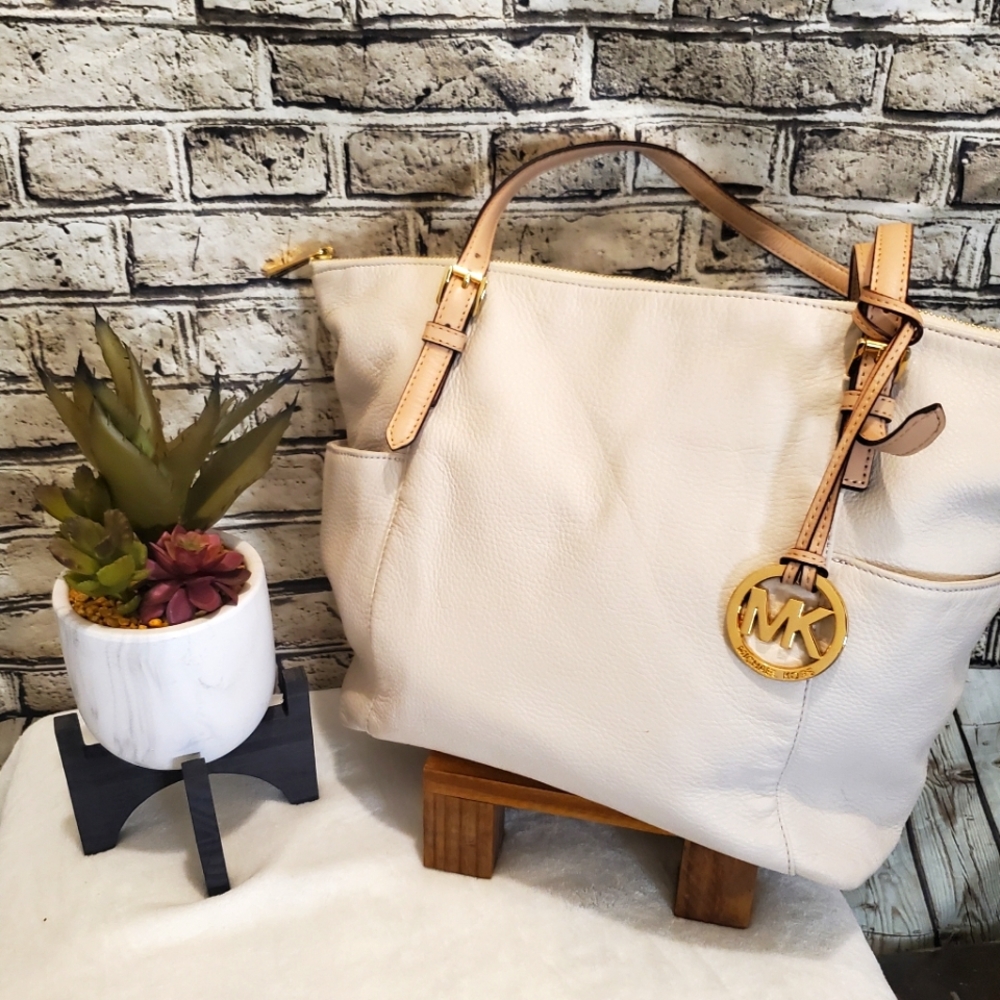 Michael Kors Leather Purse